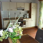 Wildfeuer By Interhome Daire Kirchdorf im Wald
